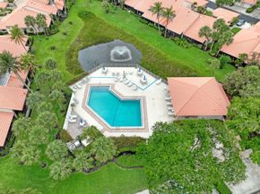 132 Old Meadow Way, Palm Beach Gardens FL 33418
