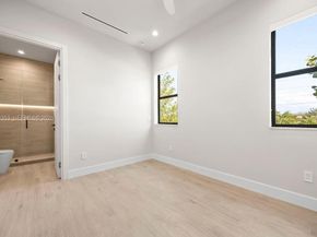1135 NE 11th Avenue, Fort Lauderdale FL 33304