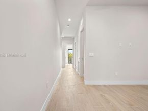 1135 NE 11th Avenue, Fort Lauderdale FL 33304