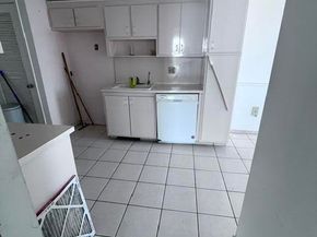 2841 NE 163rd Street 901, North Miami Beach FL 33160