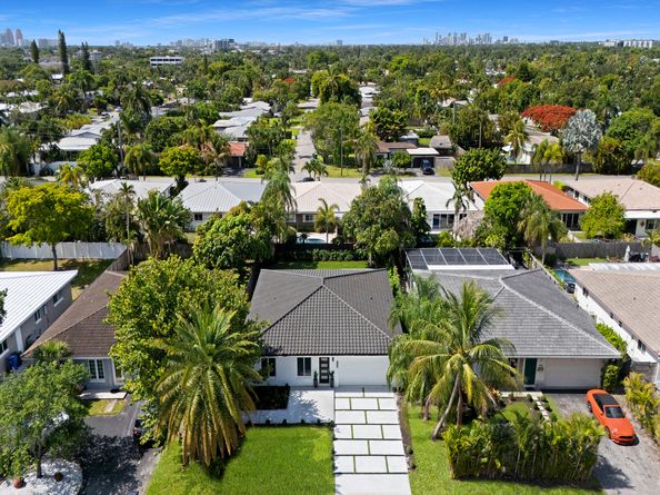 1750 NE 49th Street, Fort Lauderdale FL 33334