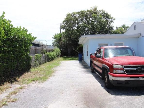 1417 W 32nd Street, Riviera Beach FL 33404