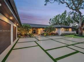 4220 Casper Court, Hollywood FL 33021