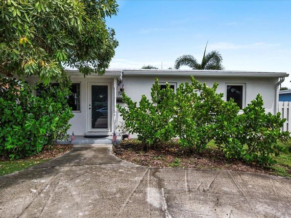727 Bunker Road, West Palm Beach FL 33405