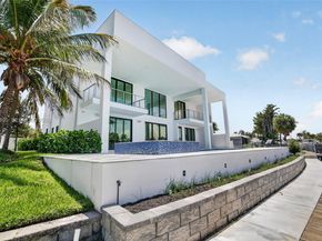 2751 NE 22nd Court, Pompano Beach FL 33062