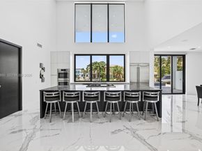 2751 NE 22nd Court, Pompano Beach FL 33062