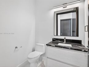 2751 NE 22nd Court, Pompano Beach FL 33062