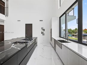 2751 NE 22nd Court, Pompano Beach FL 33062