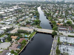 160 Cypress Club Drive Unit 612, Pompano Beach FL 33060