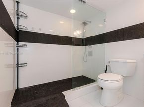 900 Bay Drive 122, Miami Beach FL 33141