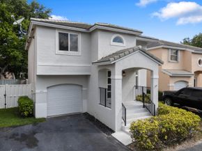 9859 NW 2nd Street, Plantation FL 33324