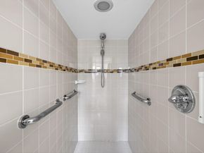 2112 S Cypress Bend Dr 401, Pompano Beach FL 33069
