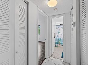 2112 S Cypress Bend Dr 401, Pompano Beach FL 33069