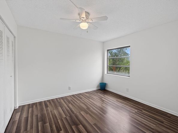 2112 S Cypress Bend Dr 401, Pompano Beach FL 33069