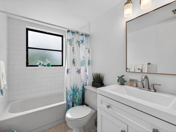 2112 S Cypress Bend Dr 401, Pompano Beach FL 33069
