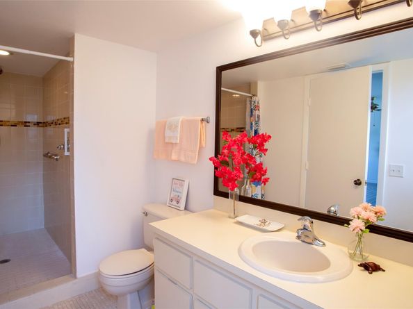 2112 S Cypress Bend Dr 401, Pompano Beach FL 33069