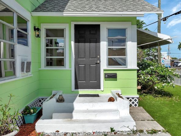 713 10th Avenue N, Lake Worth Beach FL 33460