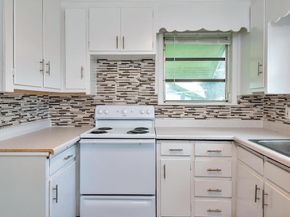 713 10th Avenue N, Lake Worth Beach FL 33460
