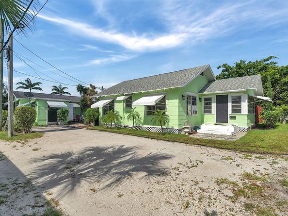 713 10th Avenue N, Lake Worth Beach FL 33460