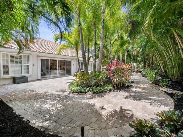 1770 Flagler Manor Circle, West Palm Beach FL 33411