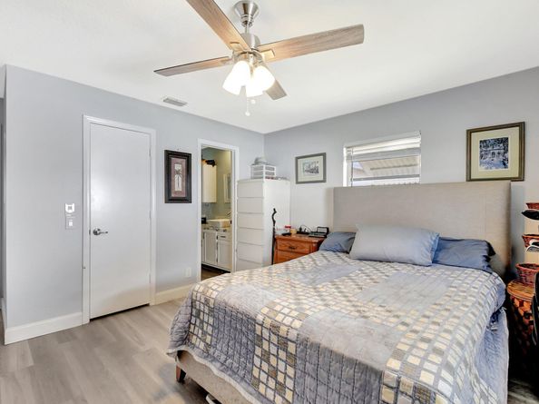 2115 SW 22nd Street, Boynton Beach FL 33426