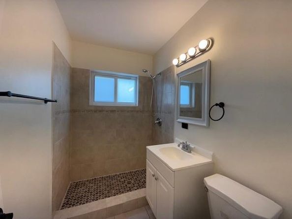 1621-1623 NE 16th Ter, Fort Lauderdale FL 33305