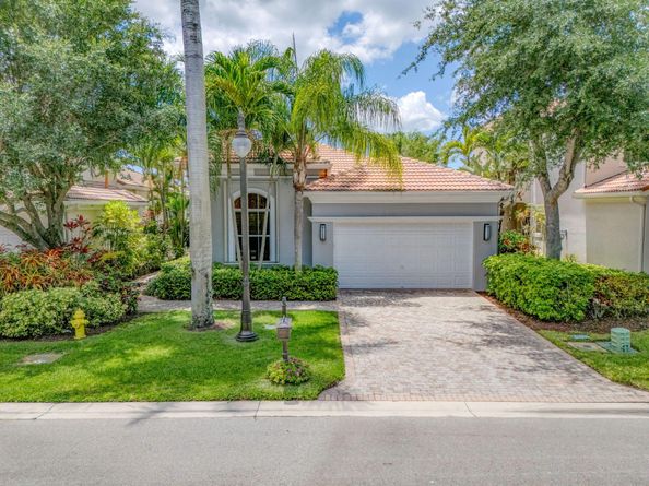 209 Andalusia Drive, Palm Beach Gardens FL 33418