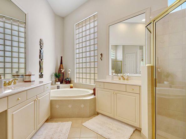 209 Andalusia Drive, Palm Beach Gardens FL 33418