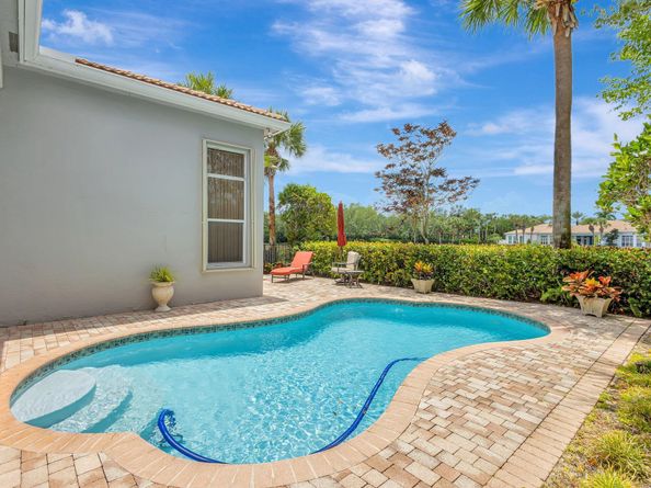 209 Andalusia Drive, Palm Beach Gardens FL 33418