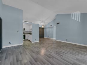 3083 N Oakland Forest Dr 302, Oakland Park FL 33309