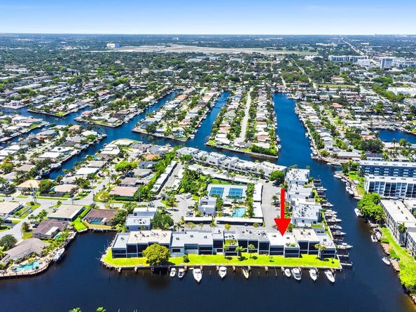 1100 SE 5th Ct 33, Pompano Beach FL 33060