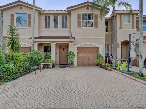 219 Riverwalk Cir 219, Sunrise FL 33326