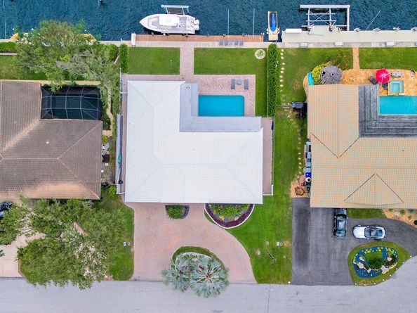 2739 NE 10 Street, Pompano Beach FL 33062