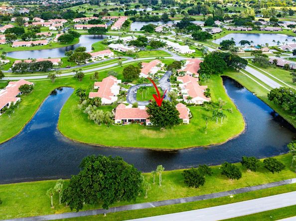 5794 Parkwalk Cir, Boynton Beach FL 33472
