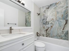 5794 Parkwalk Cir, Boynton Beach FL 33472
