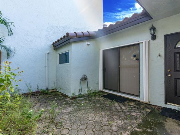 22362 Pineapple Walk Drive, Boca Raton FL 33433