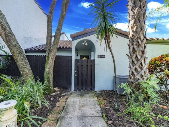 22362 Pineapple Walk Drive, Boca Raton FL 33433