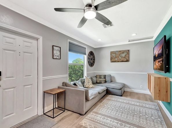 850 Green Street Street, West Palm Beach FL 33405