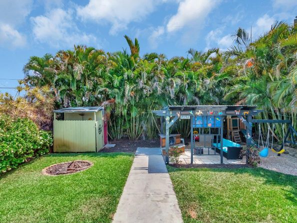 850 Green Street Street, West Palm Beach FL 33405