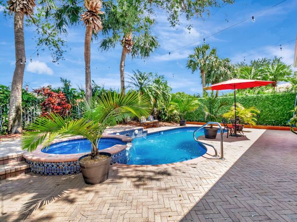 5215 Ventura Drive, Delray Beach FL 33484