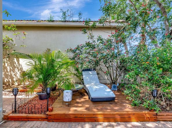 5215 Ventura Drive, Delray Beach FL 33484