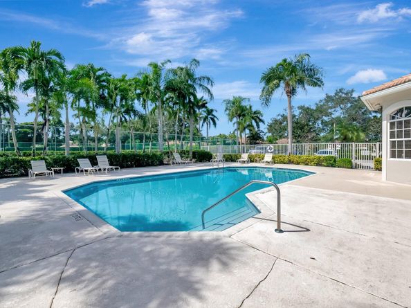 5215 Ventura Drive, Delray Beach FL 33484