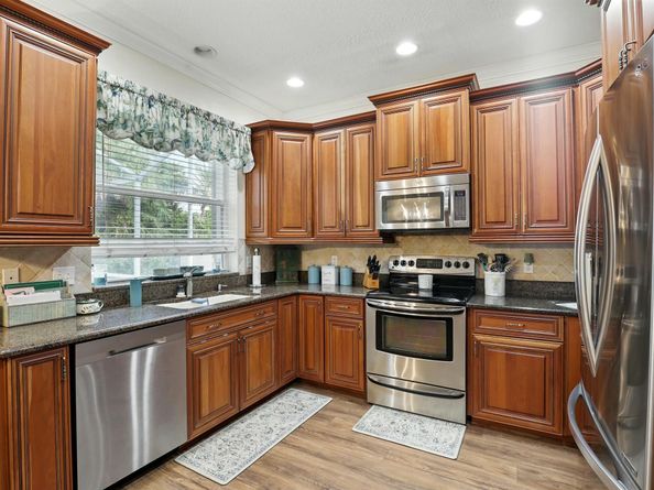 15032 Oak Chase Court, Wellington FL 33414