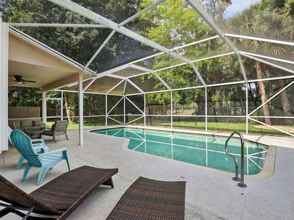 15032 Oak Chase Court, Wellington FL 33414