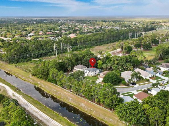 15032 Oak Chase Court, Wellington FL 33414