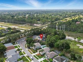 15032 Oak Chase Court, Wellington FL 33414