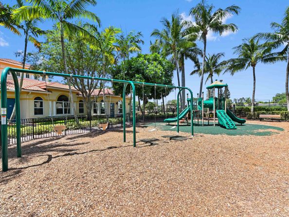 3119 N Evergreen Circle, Boynton Beach FL 33426