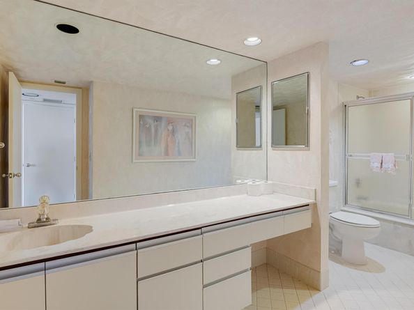 4770 Fountains Drive 302, Lake Worth FL 33467
