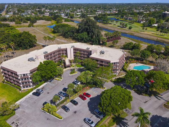 4770 Fountains Drive 302, Lake Worth FL 33467
