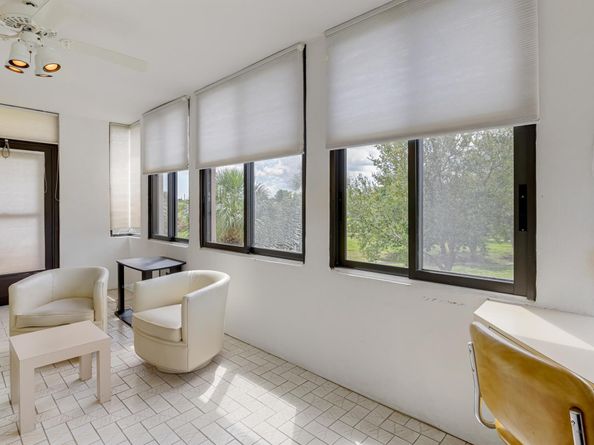 4770 Fountains Drive 302, Lake Worth FL 33467